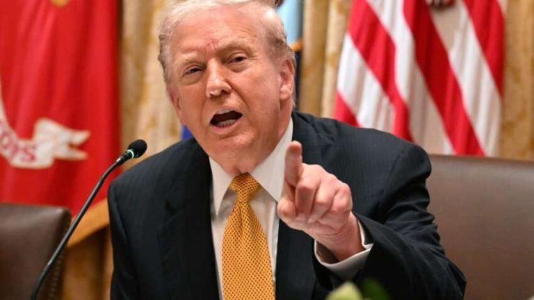 Трамп обмежив в’їзд до США громадянам ще кількох країн: хто у списку