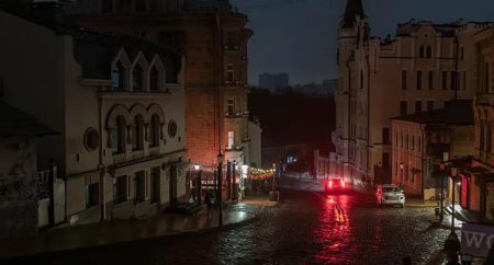 Світла більше не буде, ніж буде: оприлюднено графіки відключень для Києва на середу