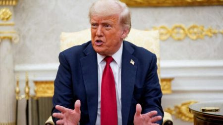 «Нам доведеться їх знищити»: Трамп жорстко пригрозив Ірану