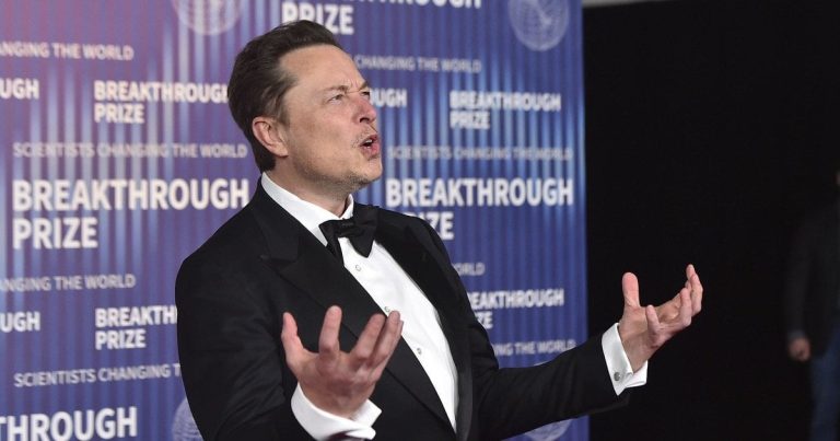 Доходи мільярдерів вийшли на рекордний рівень: скільки Маск заробляє за 4 секунди