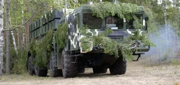 У Білорусі похвалилися, що РФ допомагає їм створити ядерні боєголовки