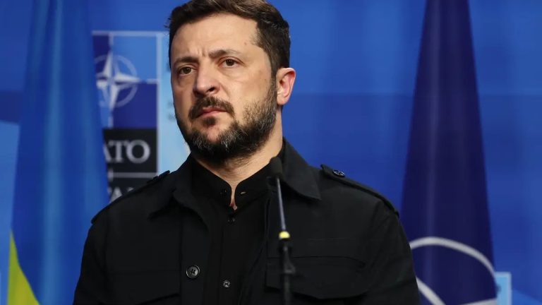 “Потонуть біля Гренландії, як біля Криму”: Зеленський про можливість знищувати кораблі Росії