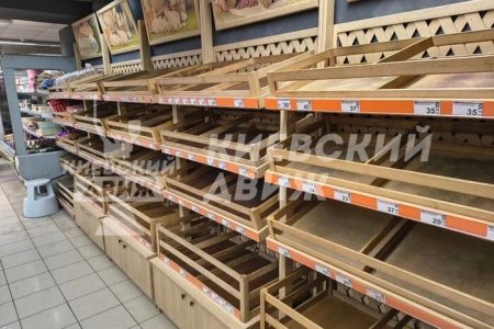 Мешканці Києва масово скупили хліб у магазинах