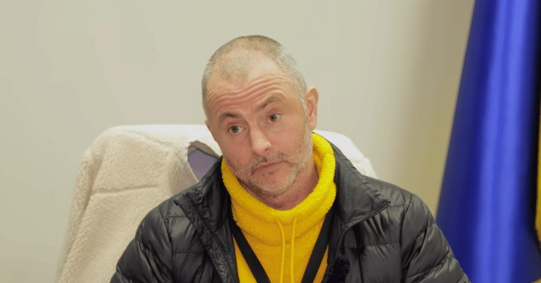 “Гамно тече з вікон”: очільник Деснянської РДА сказав, чи треба киянам їхати з міста