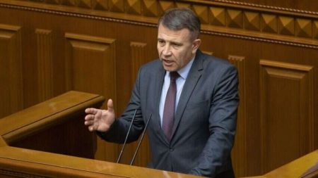 “Все по Фройду”: нардеп під час виступу в ВР обмовився та потрапив у конфуз