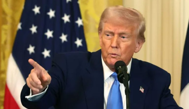 США сформували поблизу Ірану більшу армаду, аніж була біля Венесуели, – Трамп