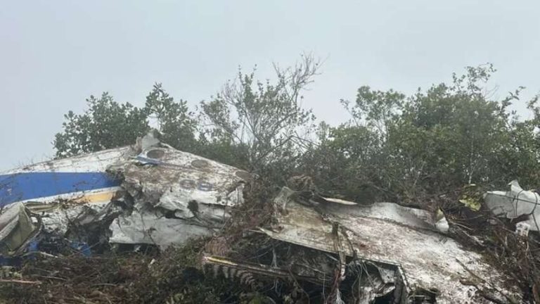 У Колумбії розбився літак з депутатом на борту: деталі авіакатастрофи