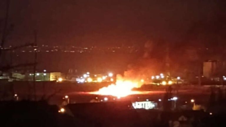 Дрони взяли РФ у кільце: де лунали сильні вибухи