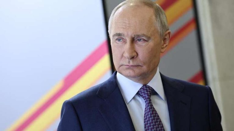 Путін ретельно ховається: у МІ6 пояснили, як вирахувати “фальшивого” диктатора