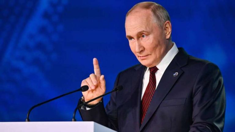 Це для Путіна найкращий варіант: що задумали в Кремлі