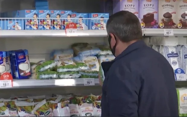 Зростання євро боляче вдарить по цінах: які товари подорожчають першими