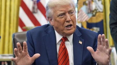 У Трампа незабаром може додатися проблем: яке рішення ухвалив Мін’юст США