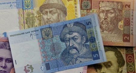 В Україні виводять з обігу паперові гроші: де та на яку суму можна їх обміняти