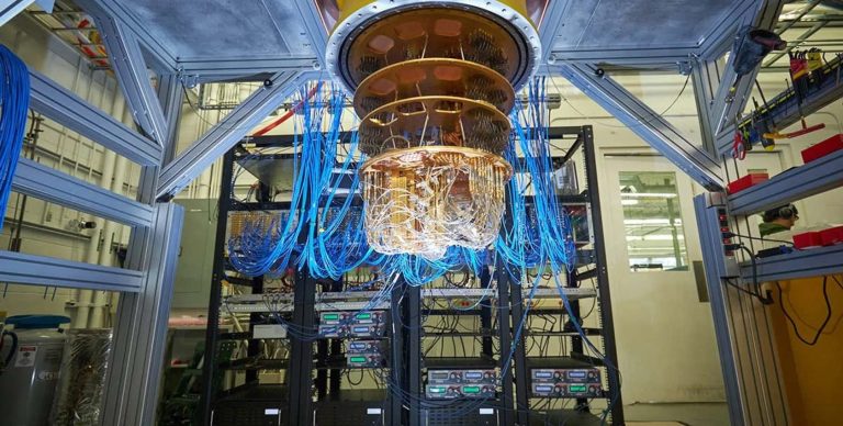 Зламають будь-який код і шифр: чим небезпечні квантові комп’ютери
