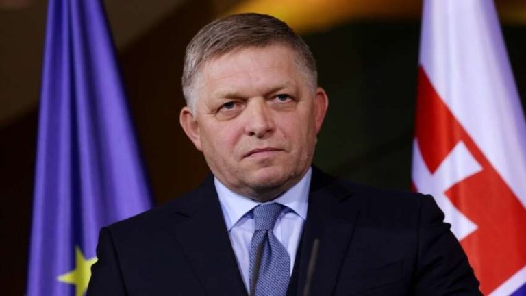 Фіцо висунув ультиматум Зеленському: погрожує всій Україні