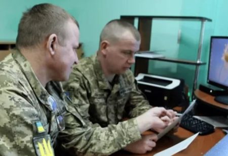 Ухилянтів залишать без грошей на їжу: рахунки блокуватимуть через 15 днів