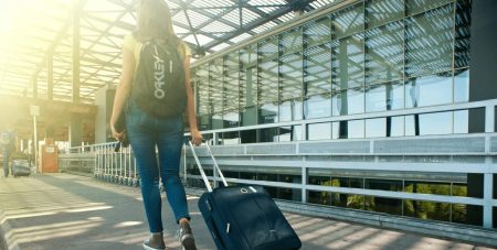 Вʼїзд до ЄС для українців стане платним: що відомо