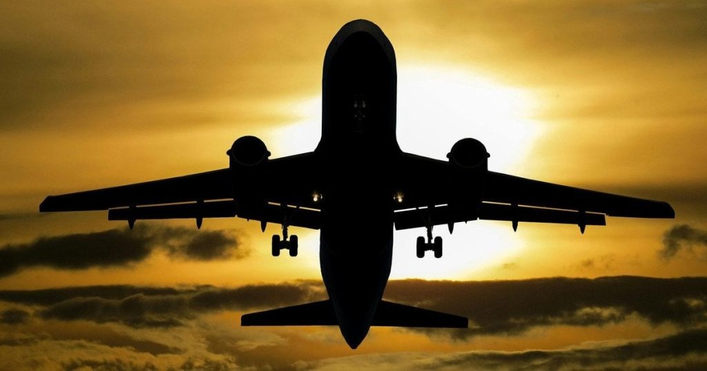 До $350 тисяч за переліт: як багатії рятуються від війни на Близькому Сході