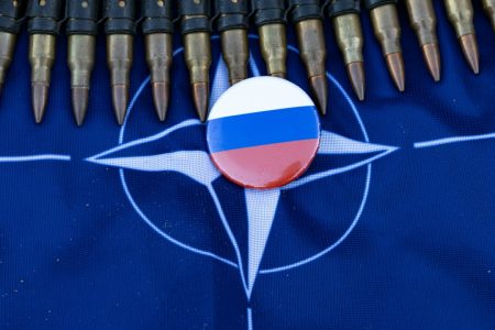 Росія може напасти на НАТО вже за кілька місяців: біля кордонів помітили дивну активність Росія / © unsplash.com