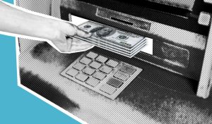 Зняти до 100 тисяч грн із картки: які ліміти та комісії діятимуть у жовтні Зняття готівки / © pexels.com