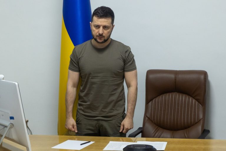 Гончаренко звинуватив Зеленського у проблемах із ППО: нардеп поставив питання про перехоплювачі Володимир Зеленський / Фото з відкритих джерел