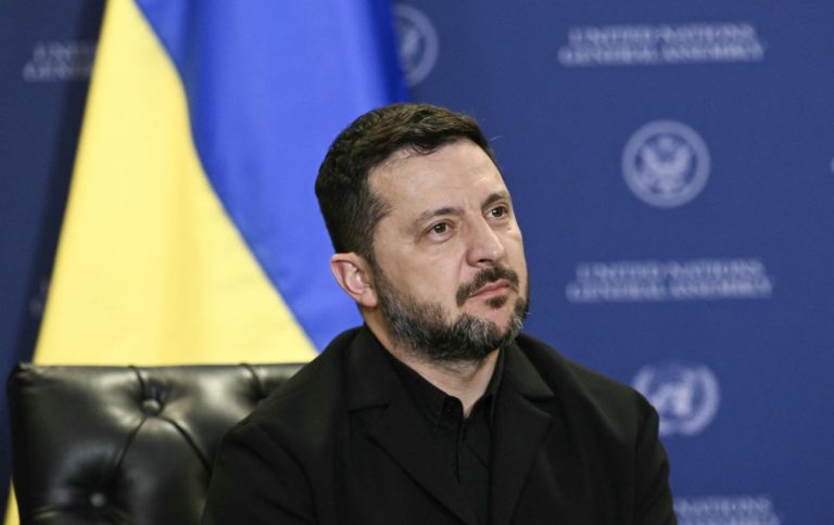 Україна тестує п’ять дронів-перехоплювачів для реактивних «Шахедів»: одну модель готують до серійного випуску Володимир Зеленський / Фото з відкритих джерел