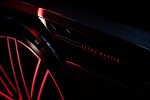 Aston Martin показала новий DBX GT на 717 сил: кросовер розганяється до 310 км/год Aston Martin / © pexels.com